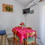 Apartamento With A Parking Space Zablace, Sibenik - 4219 Zablaće