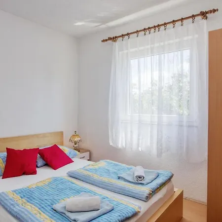 Apartments With Parking Space Zablace, Sibenik - 4219 Apartment