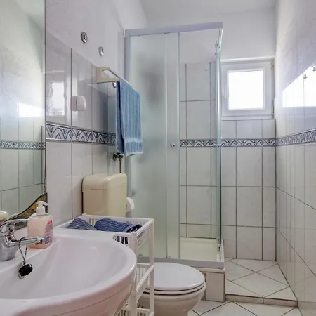 Apartments With Parking Space Zablace, Sibenik - 4219 Apartment *