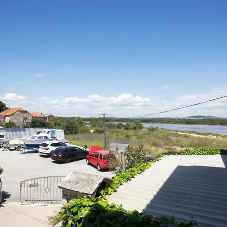 Apartments With Parking Space Zablace, Sibenik - 4219 *