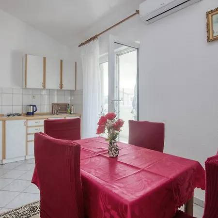 With Parking Space Zablace, Sibenik - 4219 Apartamento *