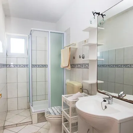 With Parking Space Zablace, Sibenik - 4219 Apartamento *